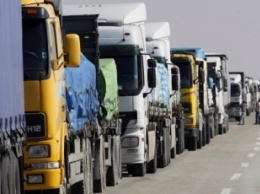 Больше тысячи грузовиков с турецкими товарами застряли на российской границе