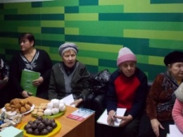 Три миллиона украинских пенсионеров получают пенсию через "ПриватБанк"