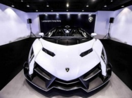 Lamborghini Centenario сообщается, направился в Женеву с 760 л.с