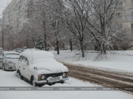 В Харьковской обл. после сильных снегопадов восстановлено движение на дорогах