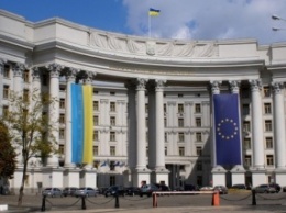 МИД Украины направил Москве ноту протеста из-за визита Путина в Крым