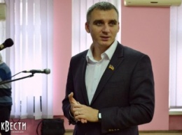 Сенкевич посетовал на затягивание сессии: Фракции не дают кандидатов в секретари