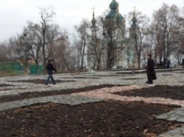 В Киеве открыли реставрированную основу Десятинной церкви