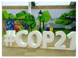 В Париже на конференции ООН одобрили проект соглашения по климату