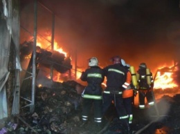 В России во время пожара в бане дачного дома заживо сгорели 8 подростков