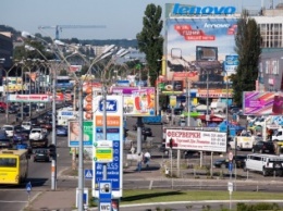 Киевсовет рассмотрит петицию относительно наружной рекламы в центре города