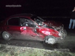ДТП на Киевщине: ВАЗ-21099 врезался в столб - водитель погиб. ФОТО