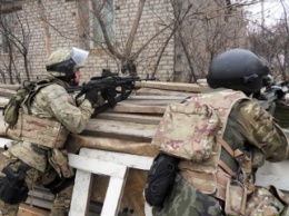 В результате штурма квартиры в Киеве ранения получили двое сотрудников "Альфы", - источник