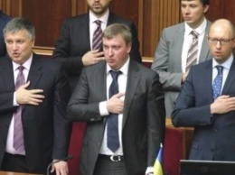 За отставку Кабмина подписались 70 нардепов, в том числе николаевские Макарьян и Корнацкий – УП