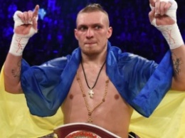 Украинский боксер из Крыма Усик в субботу сразится с кубинцем Родригесом