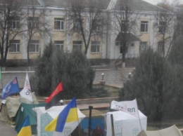 Митингующие в Старобельске отказались на диалог с властью и не пришли на круглый стол
