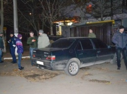 Двое из николаевских активистов, раненных под избиркомом, забрали заявления из полиции взамен на возмещение ущерба