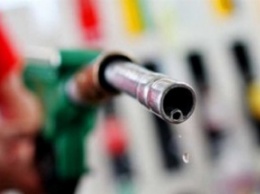 Кабмин хочет повысить акциз на бензин на 13%