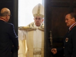 Премию имени Карла Великого за 2016 год вручат папе римскому