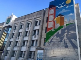 Художники разрисовали здание Дарницкой РГА