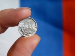 Почти половина россиян имеют доход меньше 3,3 тысячи гривен в эквиваленте