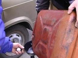 На Николаевщине неизвестные украли у спящих водителей около 500 литров дизельного топлива