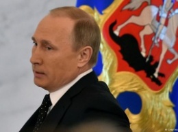 Bloomberg: Путин управляет экономикой России на "двойку"