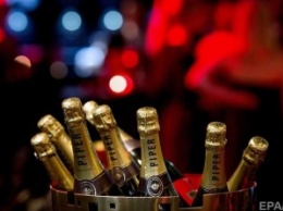 Продажи шампанского в мире установили рекорд