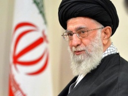 Верховный лидер Ирана пообещал Саудовской Аравии "божественное возмездие" за казнь проповедника