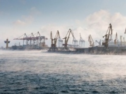 В Одессе из-за резкого похолодания "закипело" море