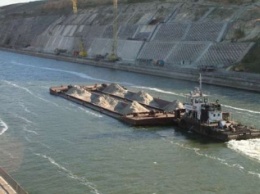 На канале "Дунай - Черное море" отремонтируют дамбу