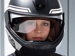 BMW показал шлем с технологией HUD