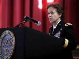 Впервые в истории военную академию США возглавила женщина