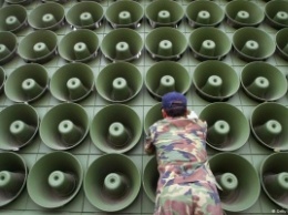 Сеул возобновит радиопропаганду на границе с КНДР