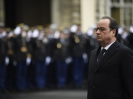 Олланд обратился к французам в годовщину теракта Charlie Hebdo