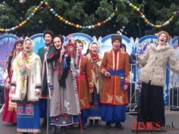 В Николаеве на главной улице города снова бурлит веселье! Праздник колядок во всей красе (ФОТО)