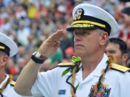 Контр-адмирала ВМС США уволили за просмотр порно
