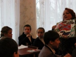 Учителей украинского языка в ДНР «перепрофилируют» для преподавания русской словесности