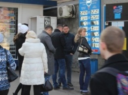 Экономика Казахстан: тенге падает, цены растут