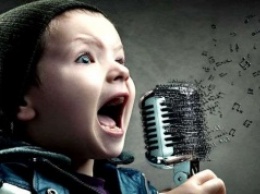 Ученые установили, что звук своего голоса влияет на настроение