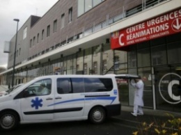 Во Франции после испытания нового лекарства у добровольца констатировали смерть мозга
