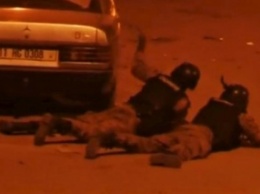 Штурм отеля в столице Буркина-Фасо завершен: 126 заложников освобождены, из них 33 ранены