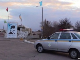 Активисты останутся контролировать пограничников на админгранице Крыма, - Чубаров