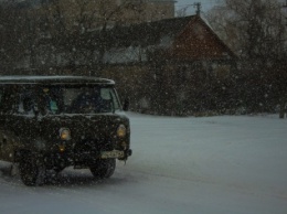 В Николаевской области спасатели высвободили десятки автомобилей из "снежных ловушек"