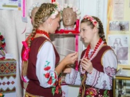 Школьники Днепропетровщины отметят День Соборности Украины брейн-рингами, флэш-мобами и фестивалями