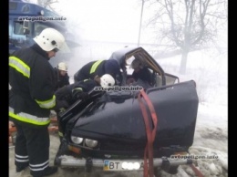 ДТП под Херсоном: в столкновении ВАЗ-2106 с грузовиком погибли трое. ФОТО