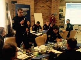 Канадские партнеры начали тренинги для шефов патрульной полиции из областей - Х.Деканоидзе