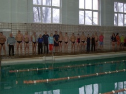 В Кривом Роге состоялся турнир по плаванию среди ветеранов (фото)