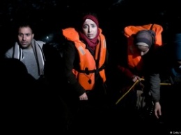 Еврокомиссар: Все лагеря беженцев заработают в течение месяца