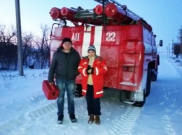 Николаевские спасатели помогли доставить в больницу трех беременных женщин и 3-месячного ребенка