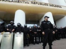 Прокуратура Молдавии возбудила уголовное дело по факту массовых беспорядков у парламента