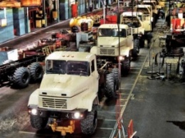 АвтоКрАЗ снижает цены на грузовики