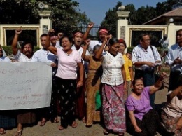 Власти Мьянмы амнистировали сотню заключенных, в том числе 34 политических