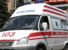 В Николаеве неадекватный водитель иномарки перегородил выезд со станции экстренной помощи и избил водителя "скорой"