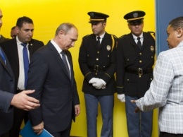 Над Путиным слетаются "черные лебеди"